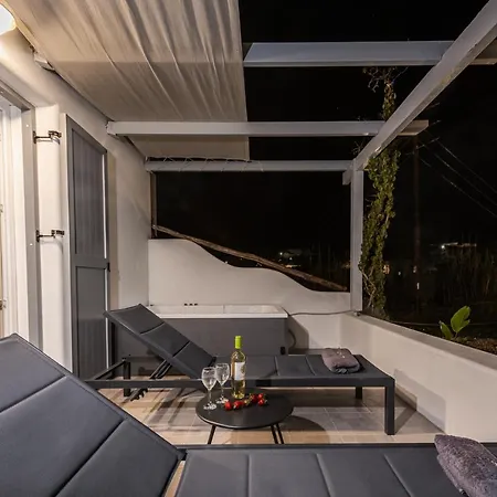 Διαμέρισμα Milos Swell *